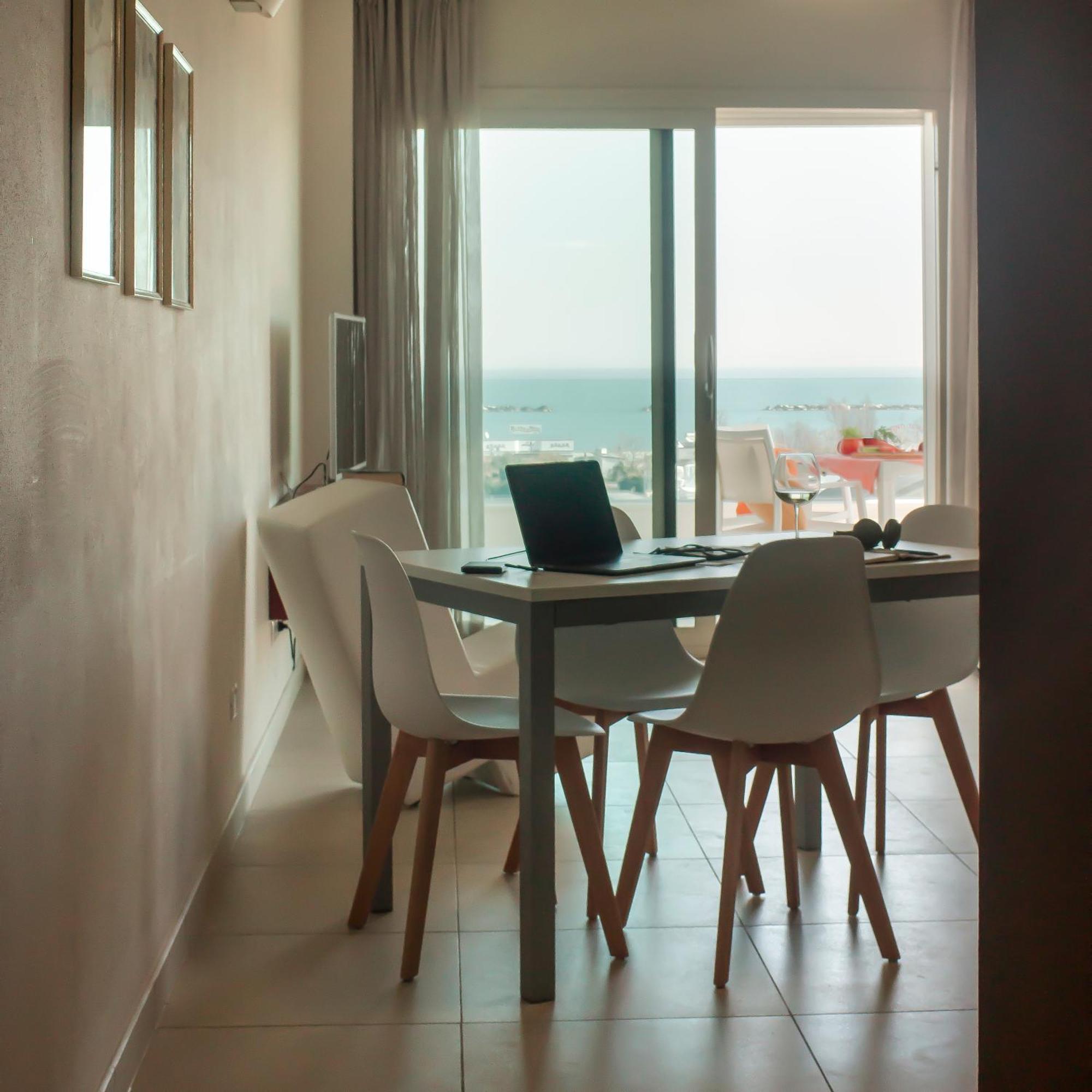 Residence Millecento Cesenatico Buitenkant foto