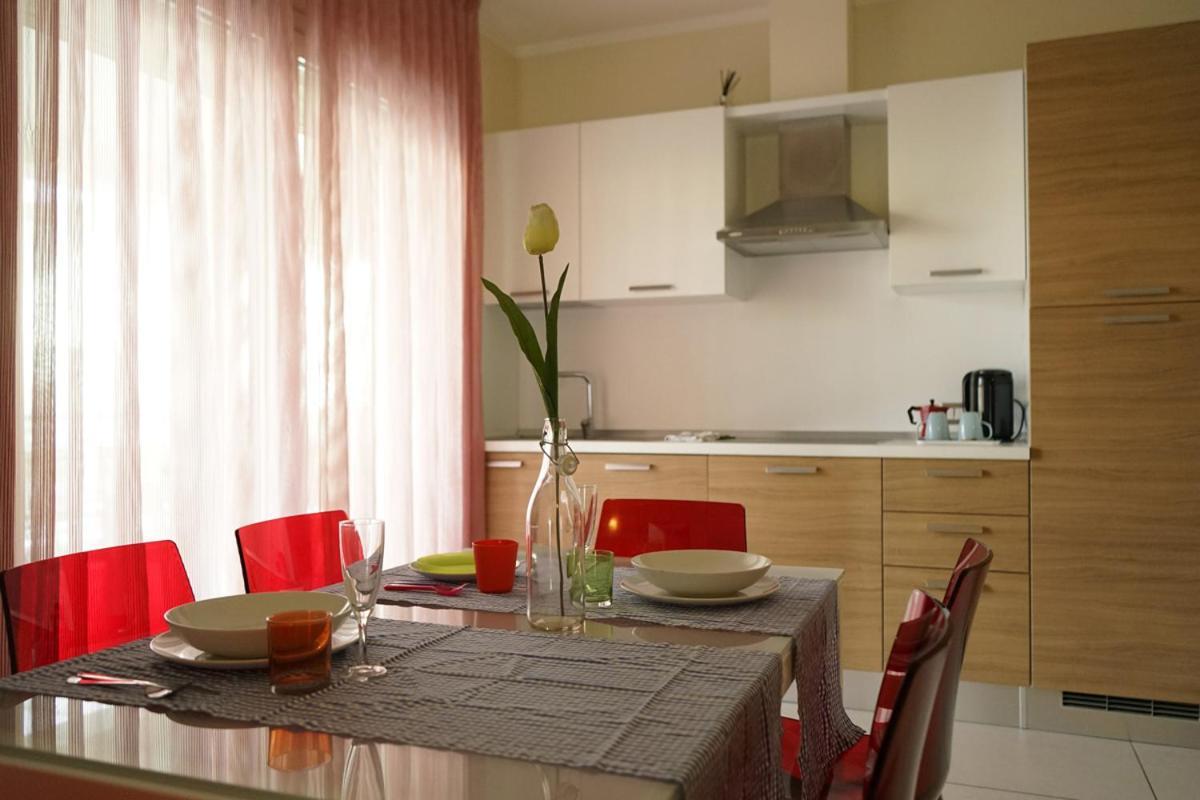 Residence Millecento Cesenatico Buitenkant foto
